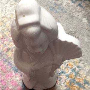 White ceramic Asian figurine/vase